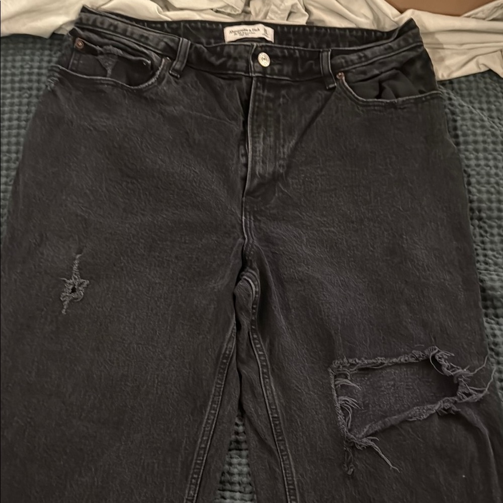 Abercrombie & Fitch ultra High rise curve love 90’s relaxed jeans - washed black